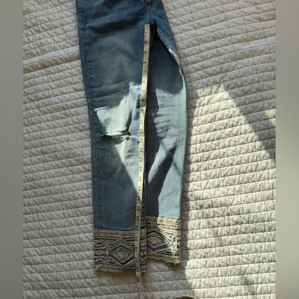 DRIFTWOOD Light Blue Cropped Jeans with Embroidery - Picture 7 of 8